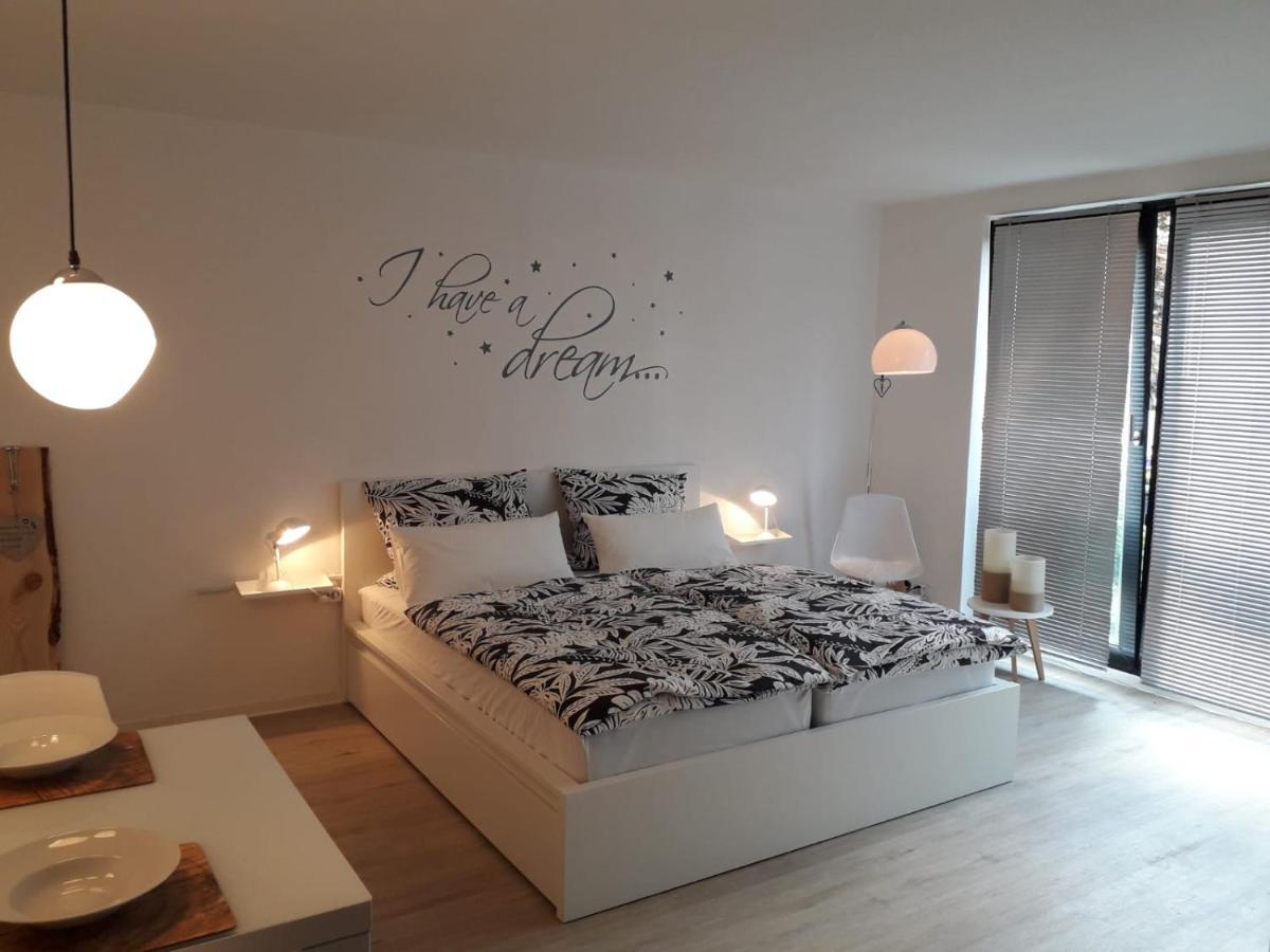 Moderne Ferienwohnung In Lippstadt Zentrum Luaran gambar