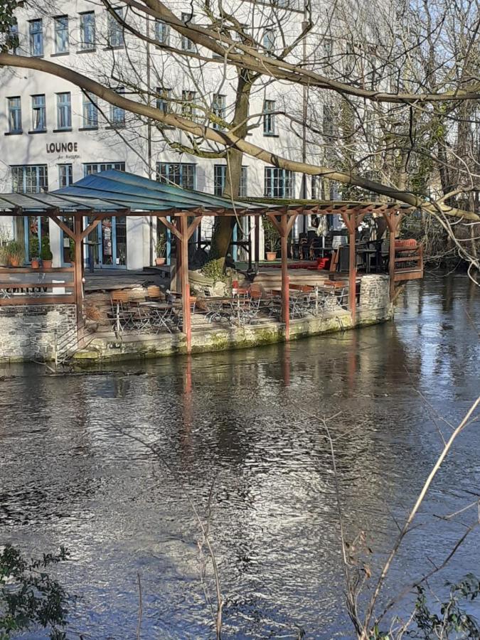 Moderne Ferienwohnung In Lippstadt Zentrum Luaran gambar
