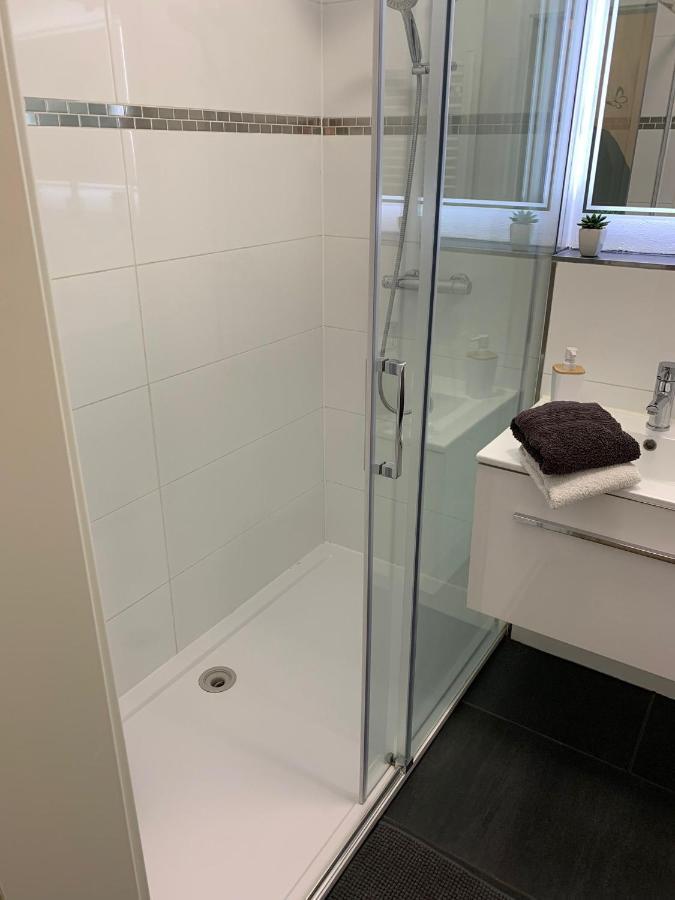 Moderne Ferienwohnung In Lippstadt Zentrum Luaran gambar