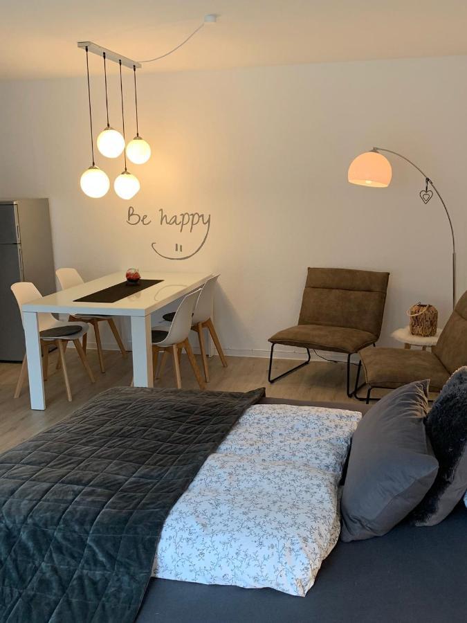Moderne Ferienwohnung In Lippstadt Zentrum Luaran gambar