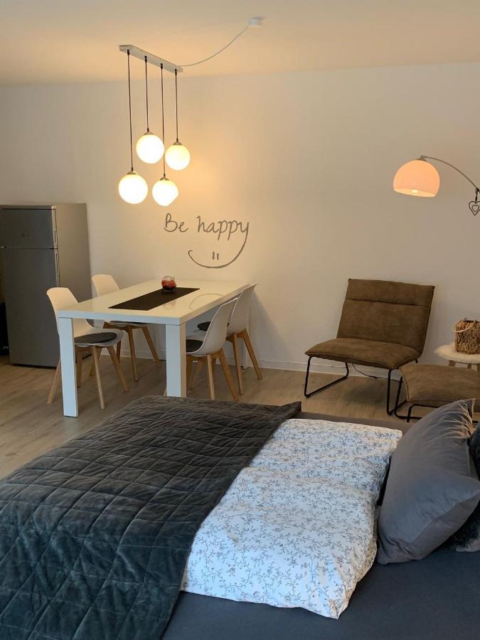 Moderne Ferienwohnung In Lippstadt Zentrum Luaran gambar